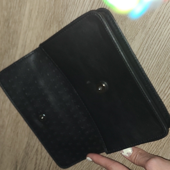 DKNY belt bag without the belt - Picture 3 of 5